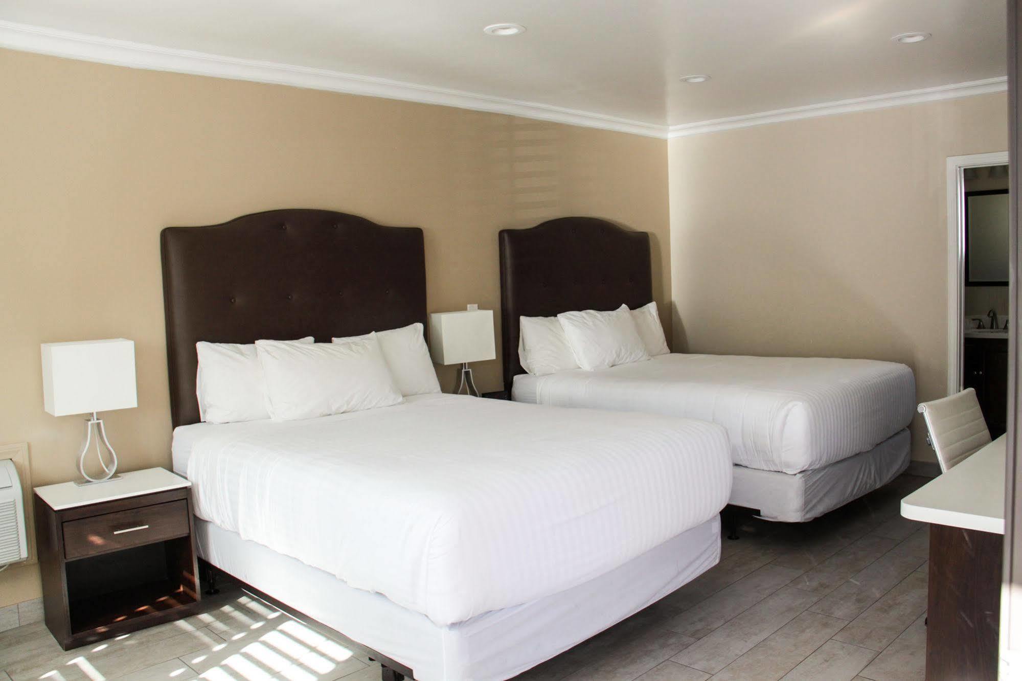 El Royale Gardens Near Universal 4* Los Angeles