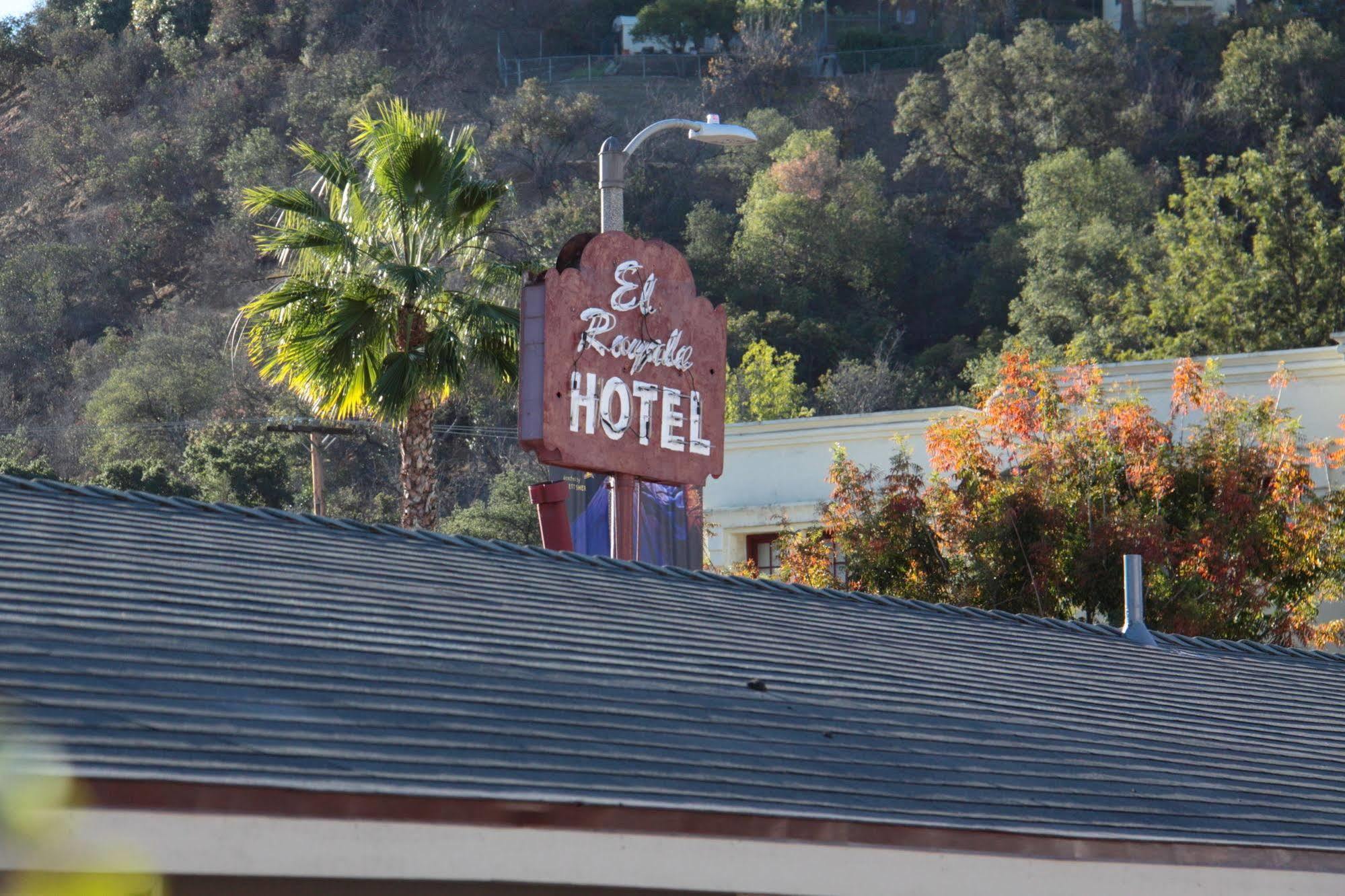 El Royale Gardens Near Universal 4*